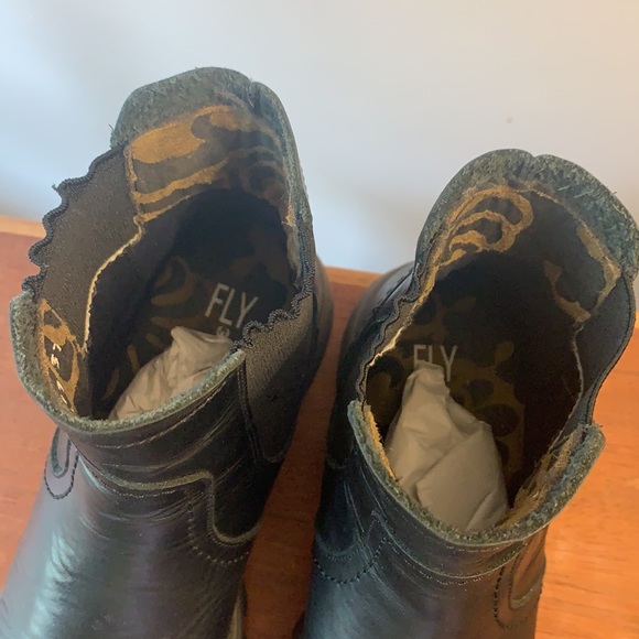 Fly London Scon Waterproof Gore-tex Chelsea Boot - Picture 3 of 10